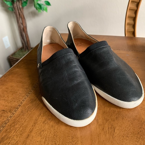 Frye Melanie Slip-On Sneaker (Black) - Picture 3 of 16